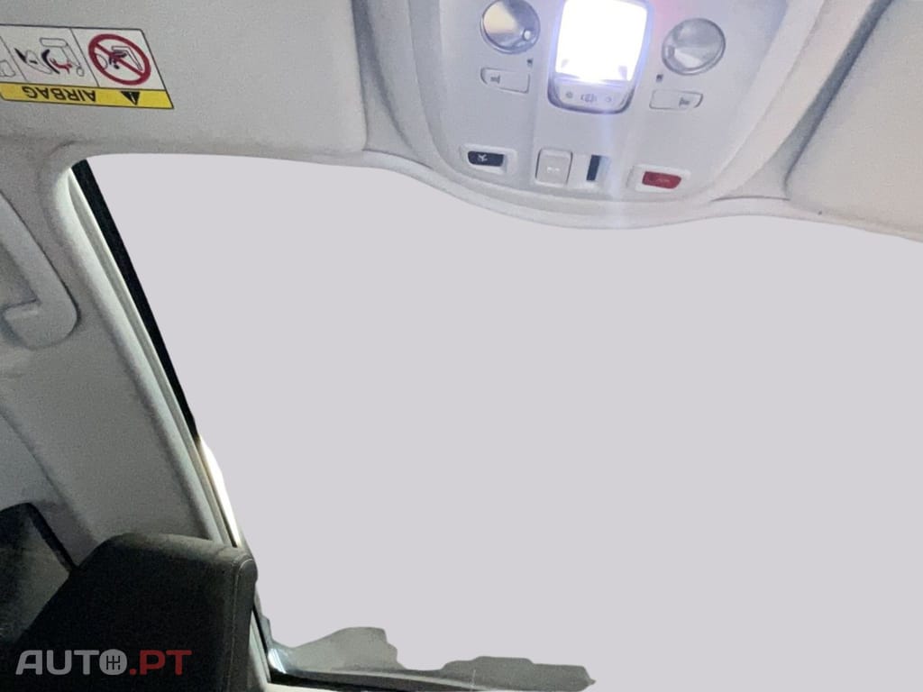 Peugeot 308 SW 1.2 Puretech Allure — fotografia 4