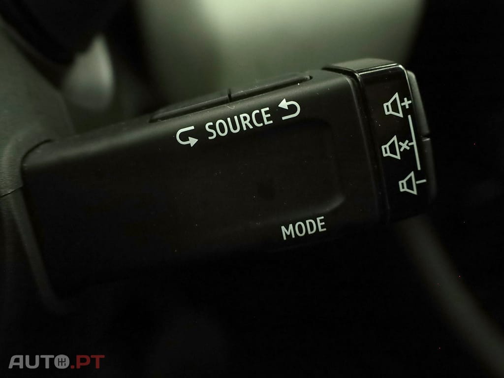 Renault Clio Clio 1.0 TCe Limited Bi-Fuel