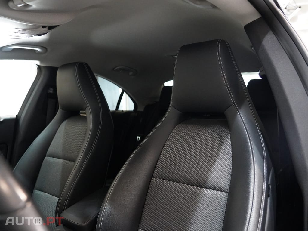 Mercedes-Benz CLA 180 d Style