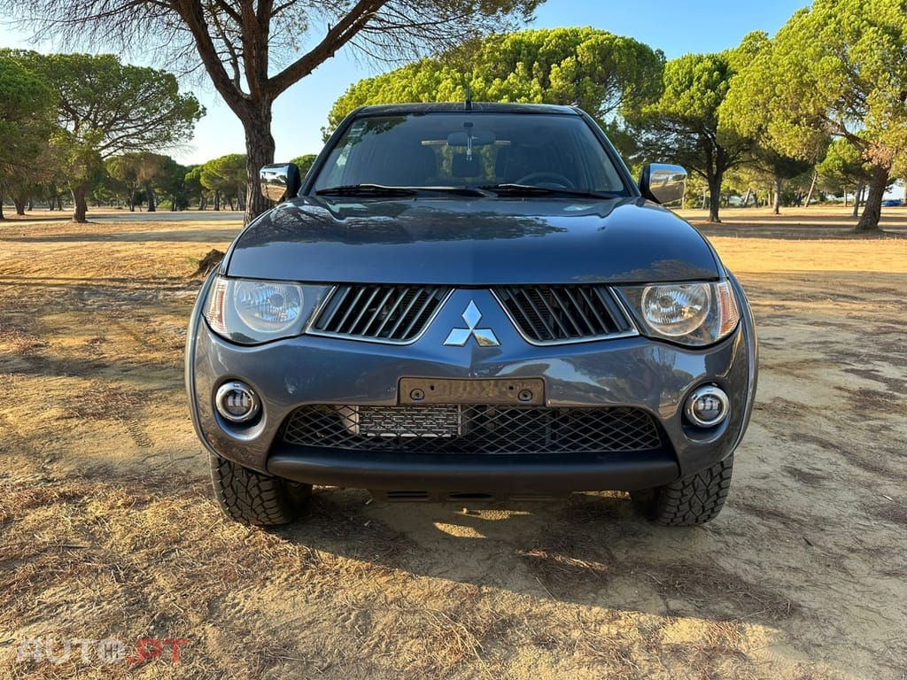 Mitsubishi L200 2.5 TD St. Sport HT ABS