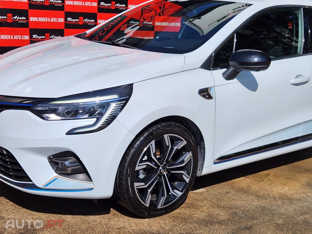 Renault Clio 1.6 E-Tech Intens