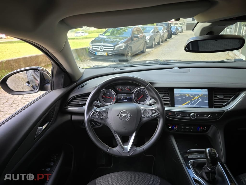 Opel Insignia 1.6 CDTi Business Edition