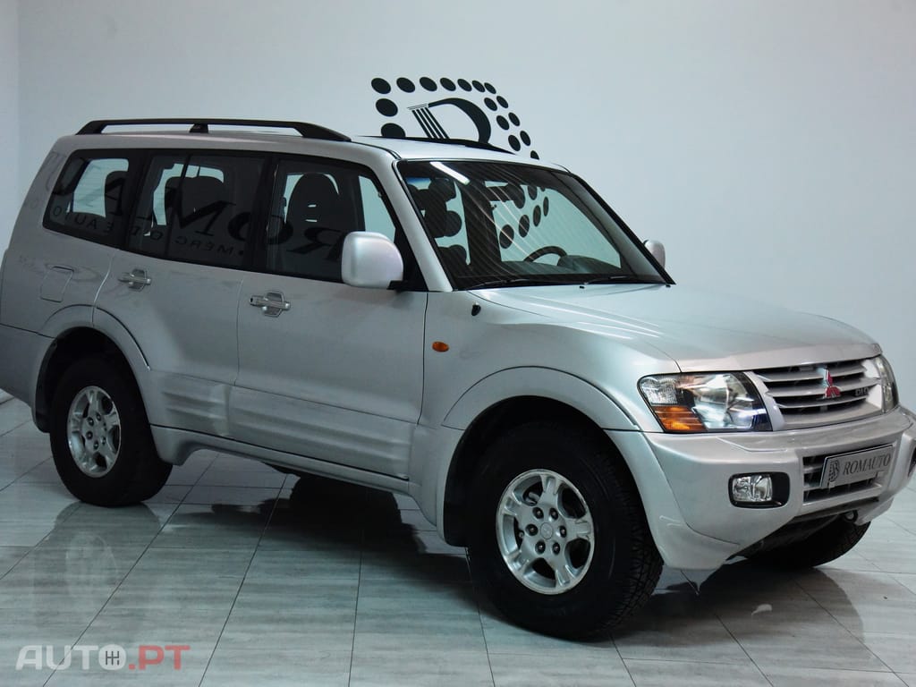 Mitsubishi Pajero 3.2 DI-D GLS Longo