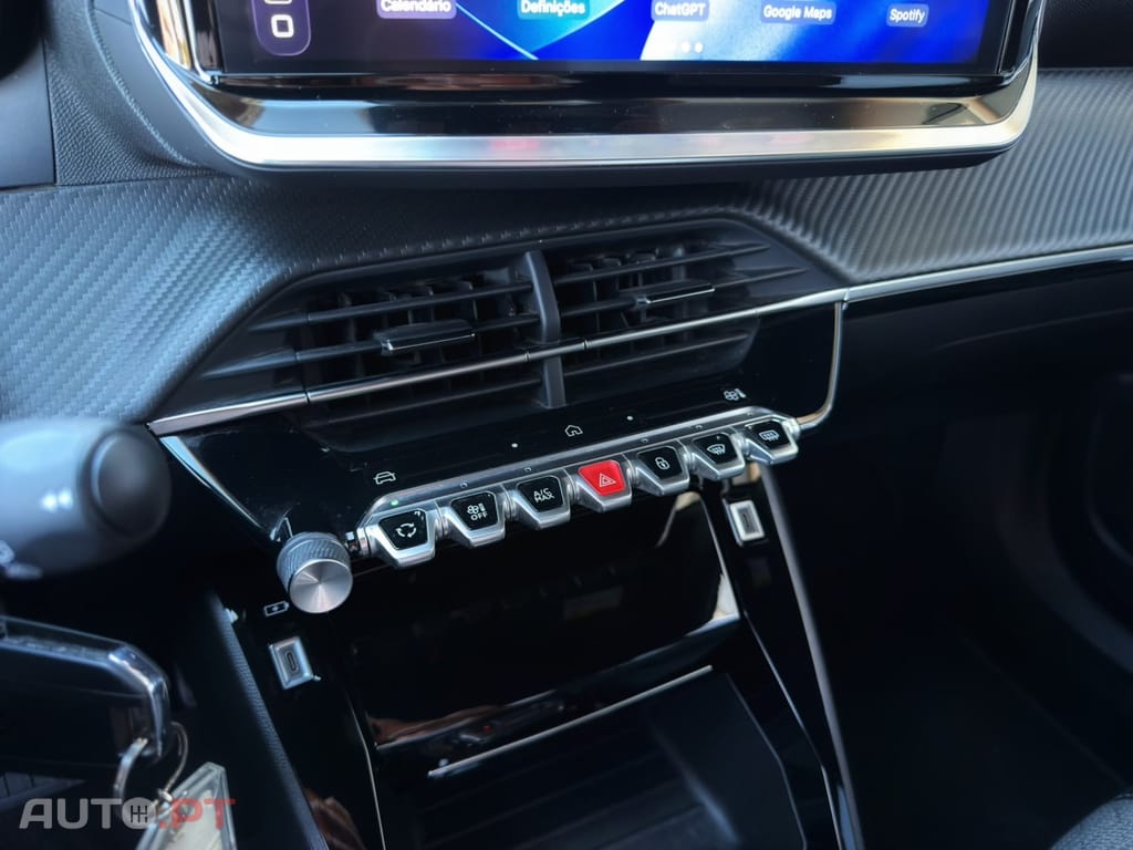 Peugeot 2008 1.2 Hybrid Allure e-DCS6