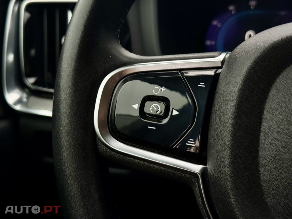 Volvo V60 2.0 B4 Plus Bright Auto