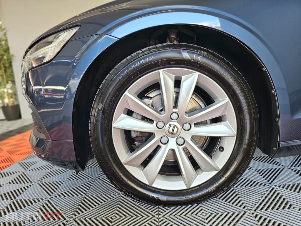 Volvo V60 2.0 D4 Momentum Geartronic