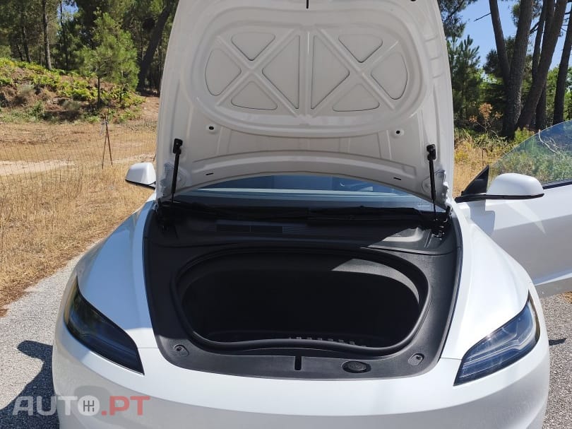 Tesla Model 3 Standard RWD