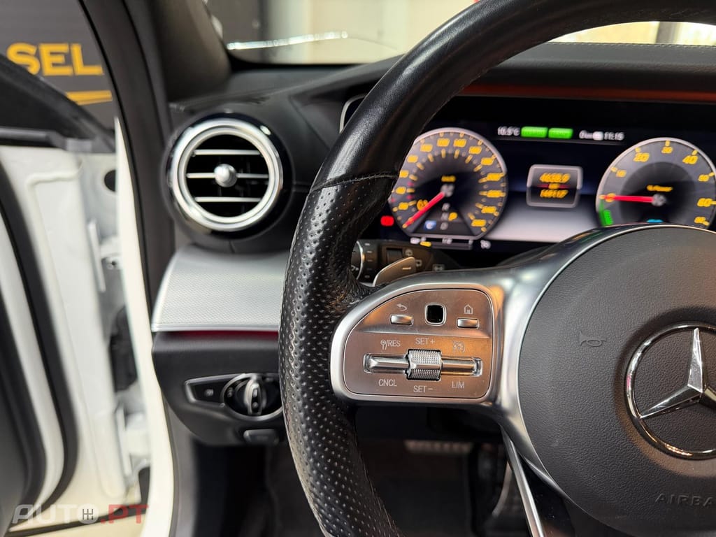 Mercedes-Benz E 300 de AMG Line