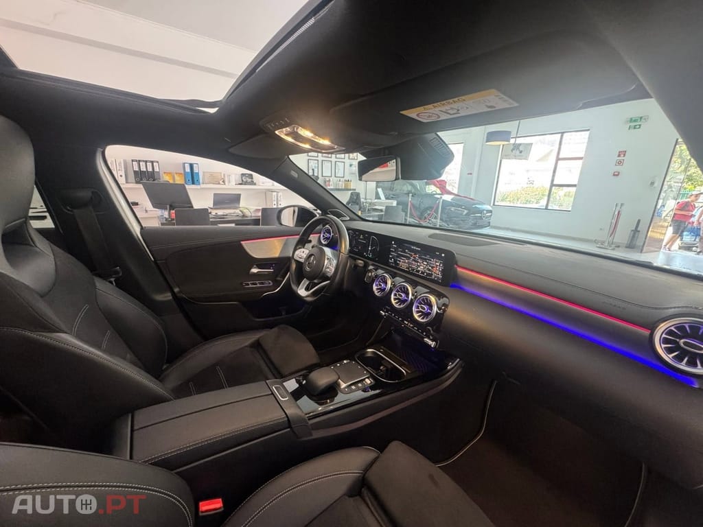 Mercedes-Benz A 250 e AMG Line