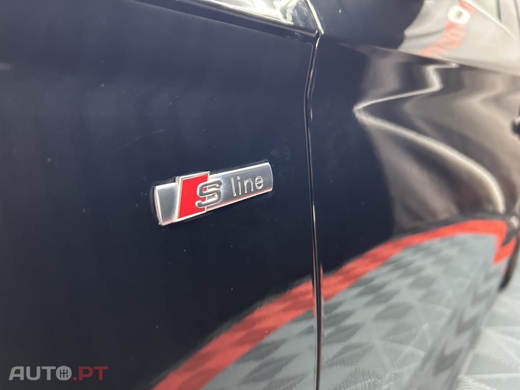 Audi Q5 55 TFSIe Plug-In Hybrid S-Line Quattro Aut.