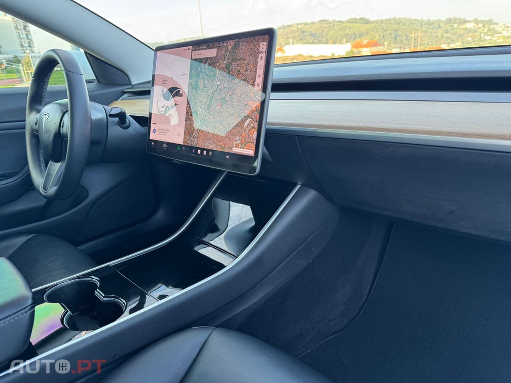 Tesla Model 3 Long-Range Dual Motor AWD