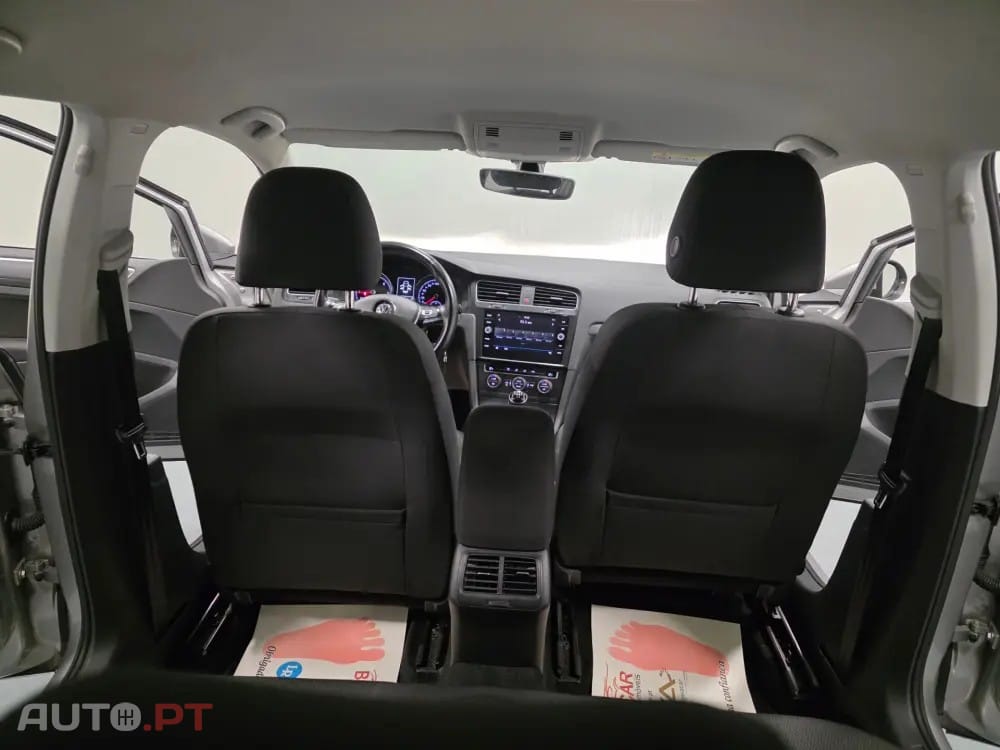 Volkswagen Golf 1.6 TDI CONFORTLINE