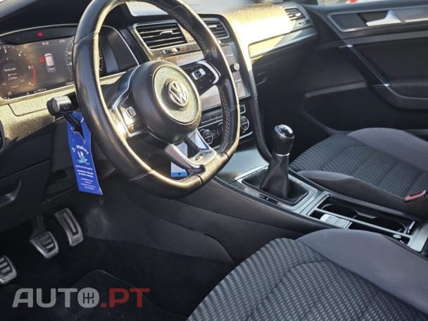 Volkswagen Golf 1.6 TDI R-Line