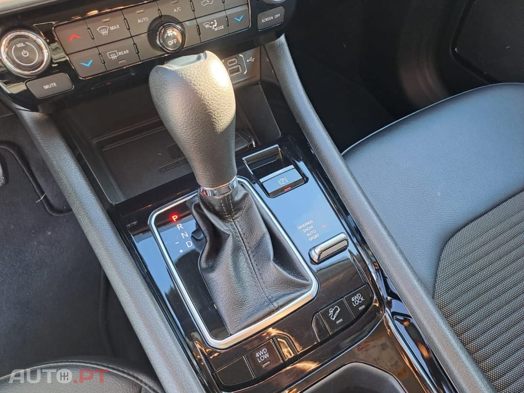 Jeep Compass 1.3 T4 4xe PLUG-IN HYBRID Auto Limited