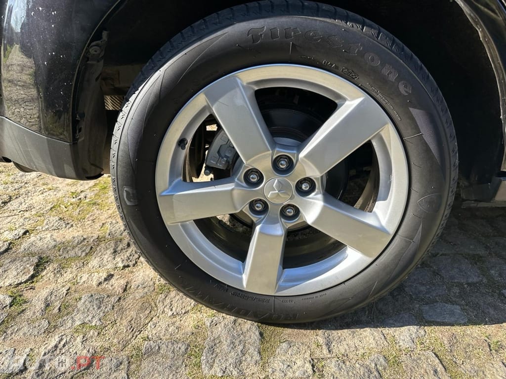 Mitsubishi Outlander 2.0 DI-D Intense 4WD