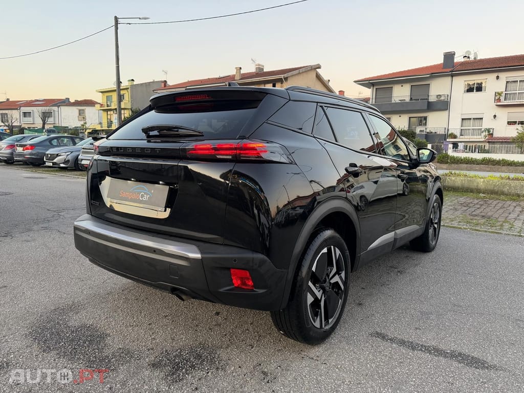 Peugeot 2008 1.2 PureTech Allure