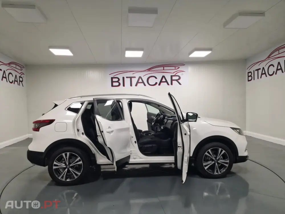 Nissan Qashqai 1.5 dCi N-Connecta