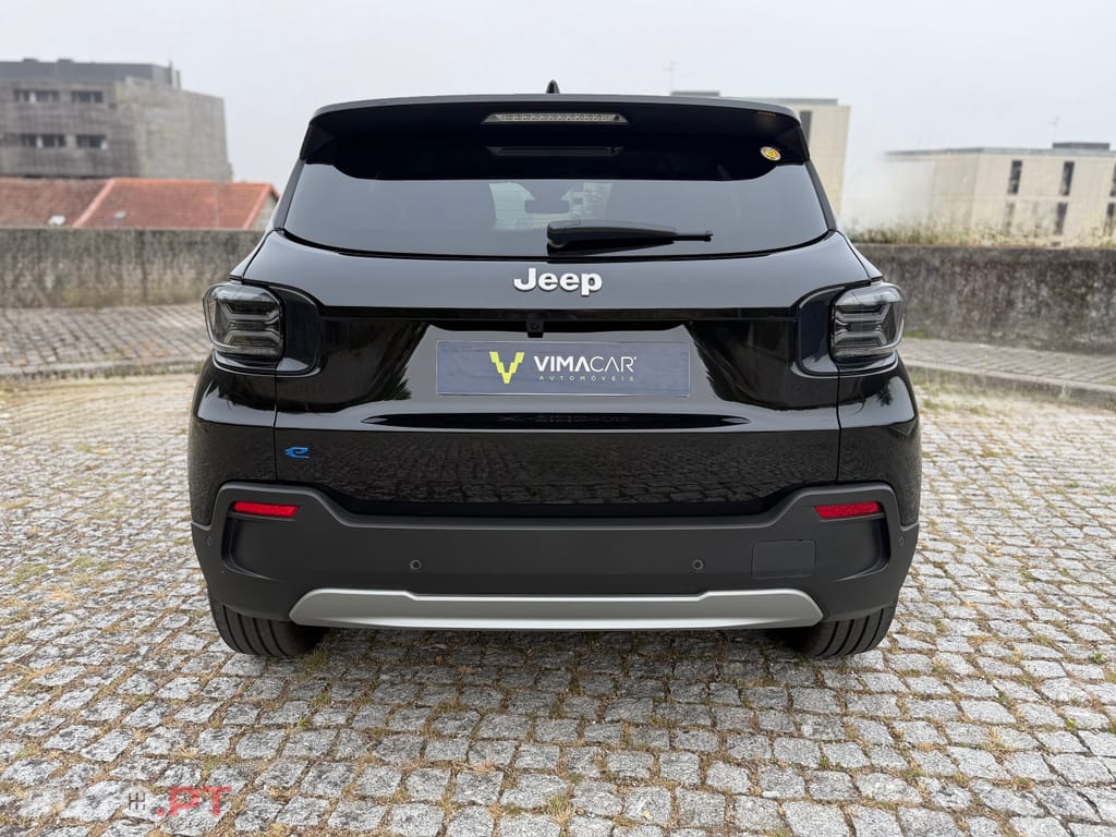 Jeep Avenger Summit 54 kWh
