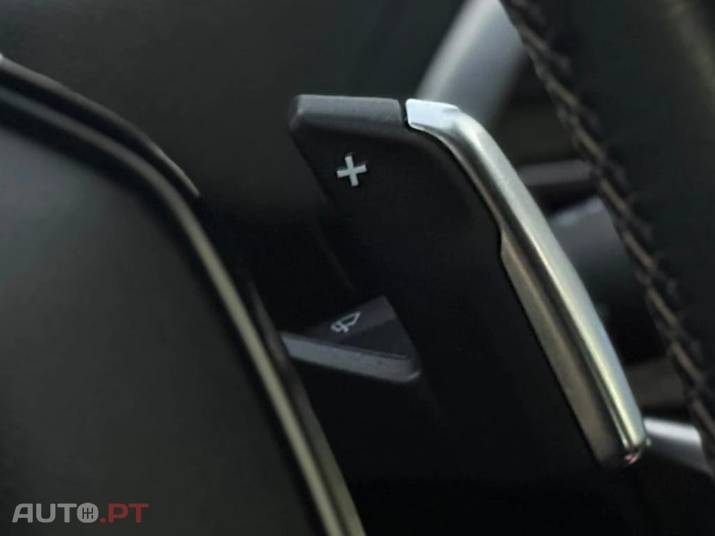 Peugeot 5008 1.5 BlueHDi GT LINE (EAT8)