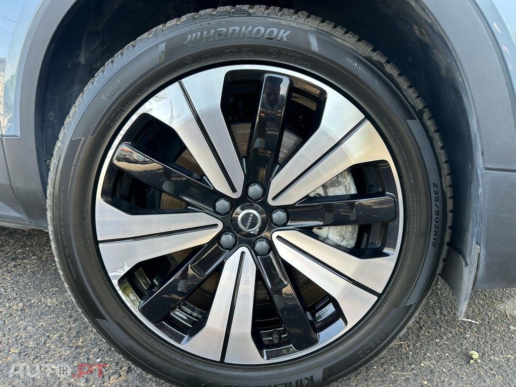 Volvo XC40 Recharge Plus
