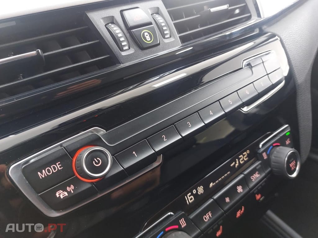 BMW X1 18 i sDrive Advantage