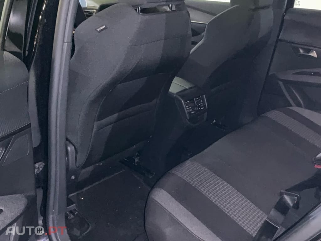 Peugeot 3008 1.2 PureTech Active