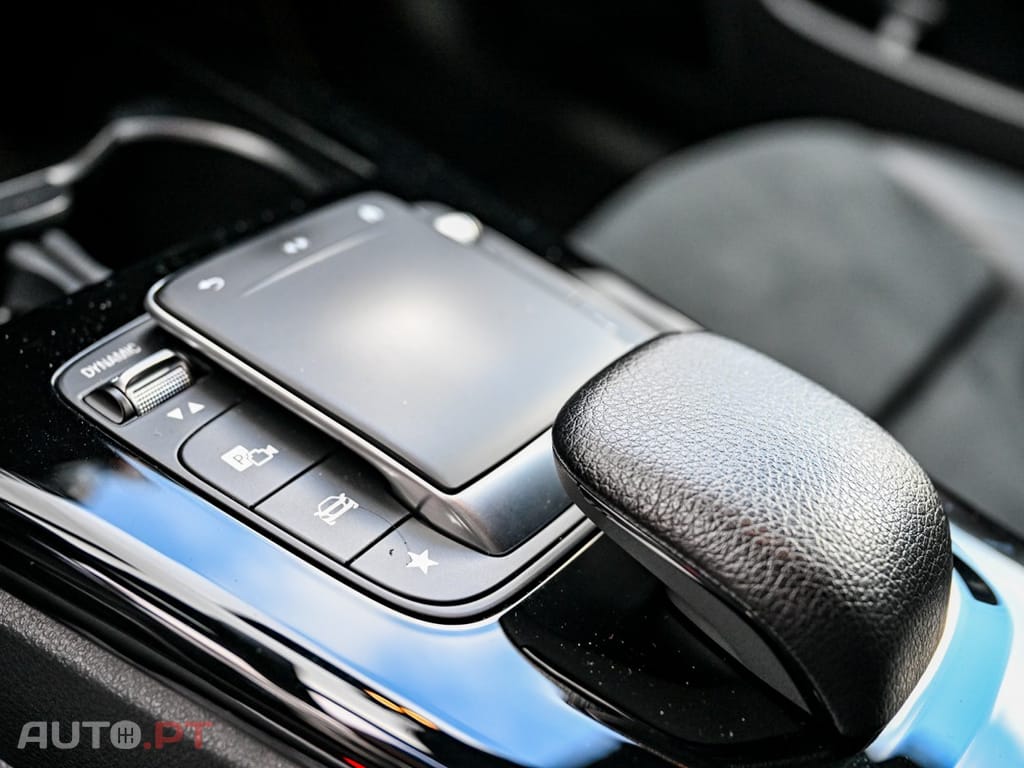 Mercedes-Benz CLA 250 e AMG Line