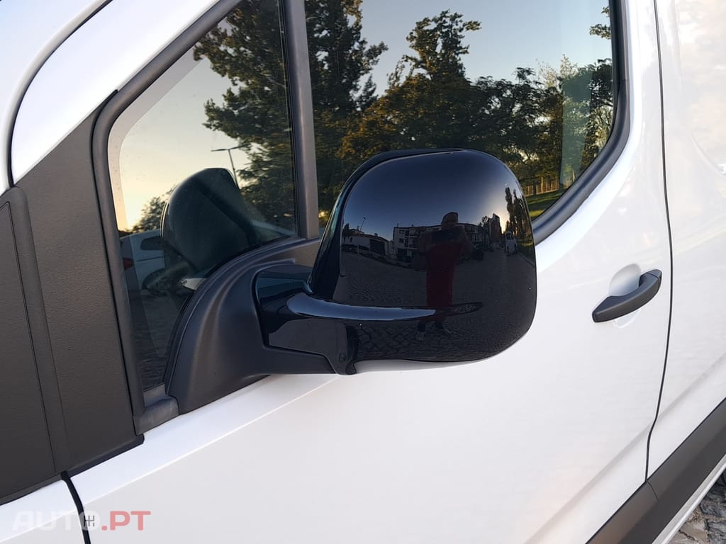 Peugeot Partner 1.5 BlueHDi Premium Standard