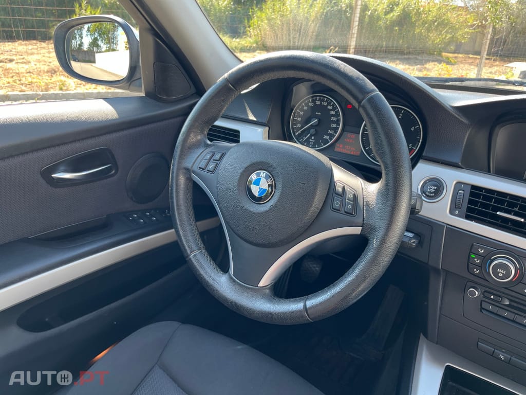 BMW 318 d Touring Line Sport