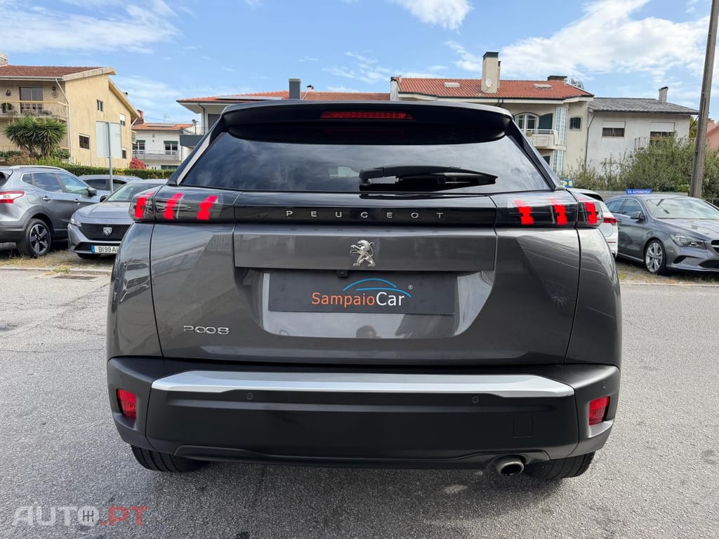 Peugeot 2008 1.5 BlueHDi Allure EAT8