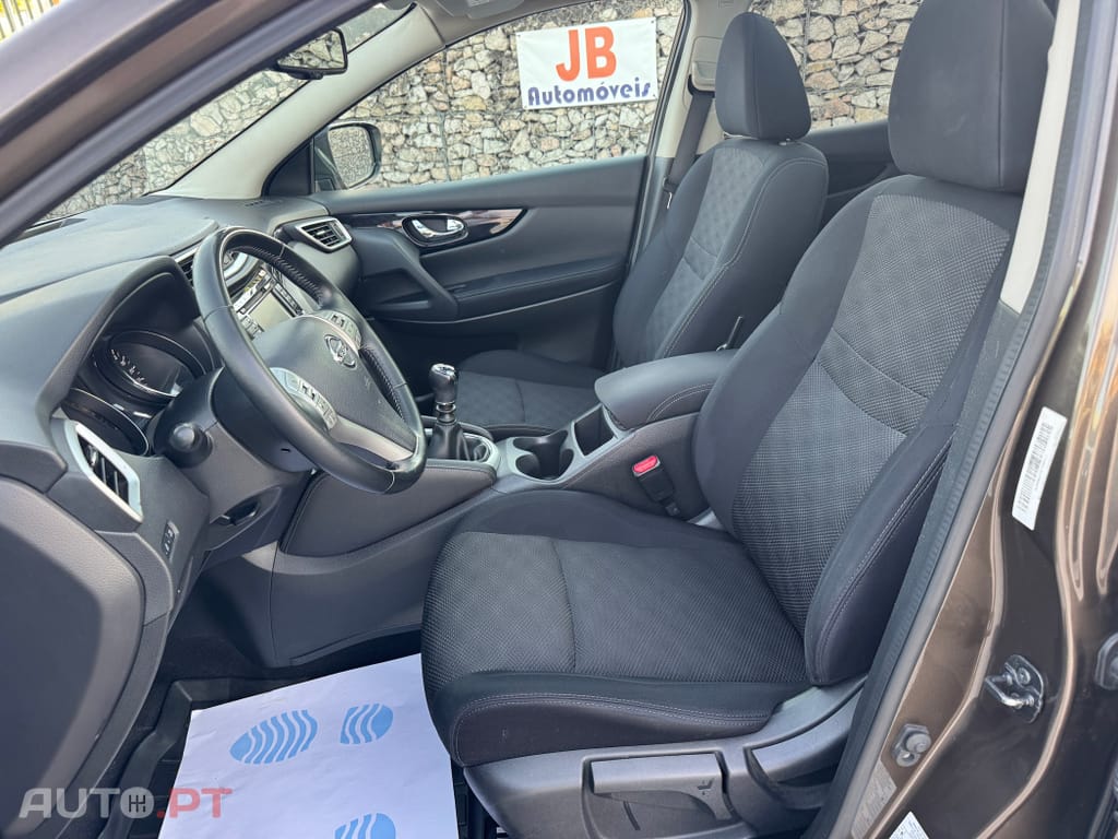 Nissan Qashqai 1.5 dCi N-Connecta 18