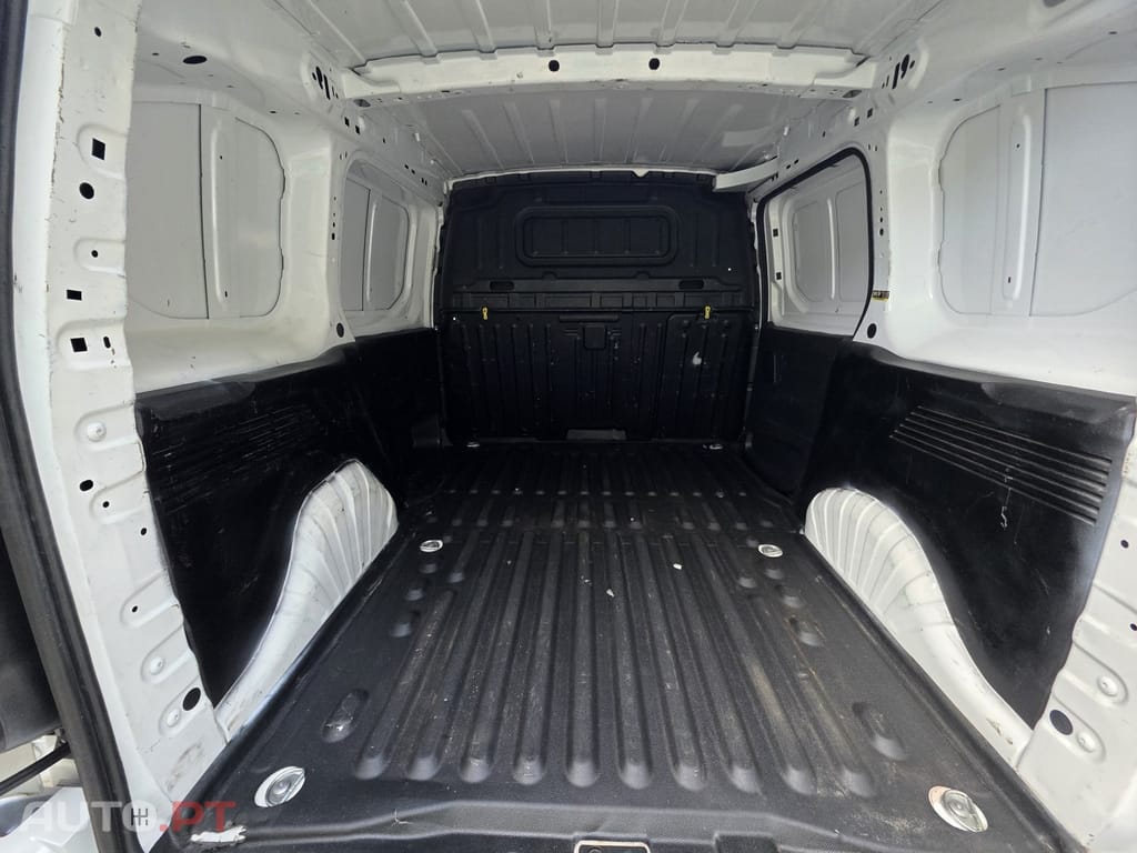 Peugeot Partner Blue HDi