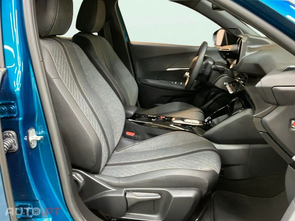 Peugeot E-2008 54 kWh Allure