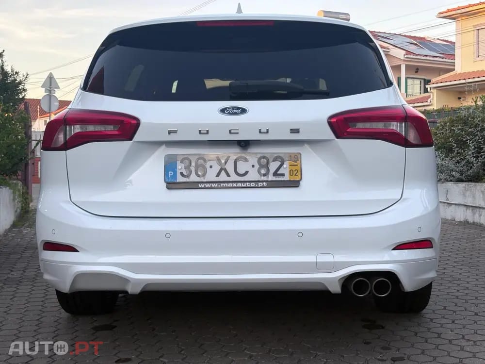 Ford Focus SW 1.0 EcoBoost ST-Line