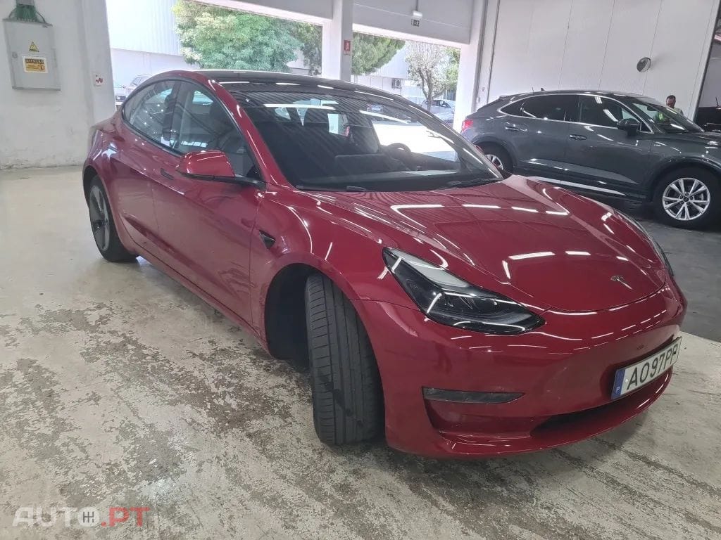 Tesla Model 3 Long-Range Dual Motor AWD