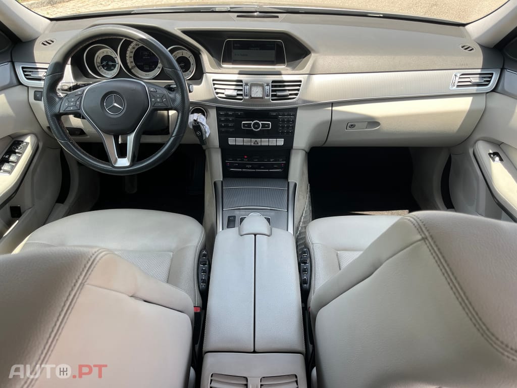 Mercedes-Benz E 300 BlueTEC Hybrid Avantgarde