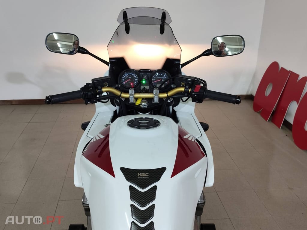 Honda CB CB1300SA BoruDoru (Super Four Bol D`Or Special)