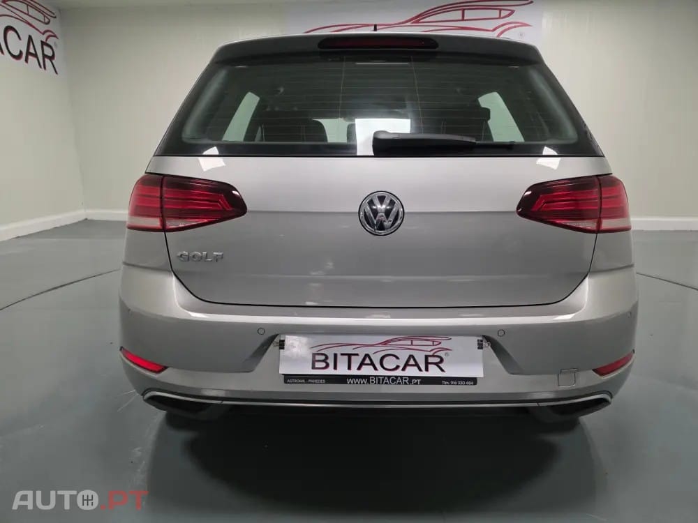 Volkswagen Golf 1.6 TDI CONFORTLINE