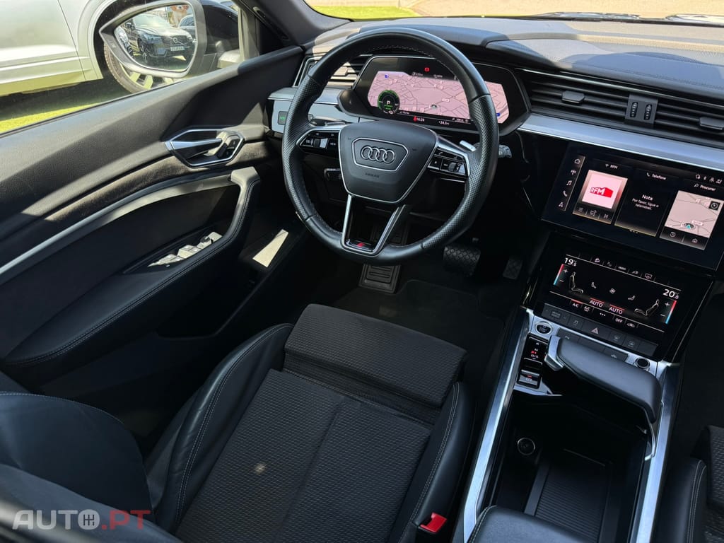 Audi E-Tron 55 quattro S line