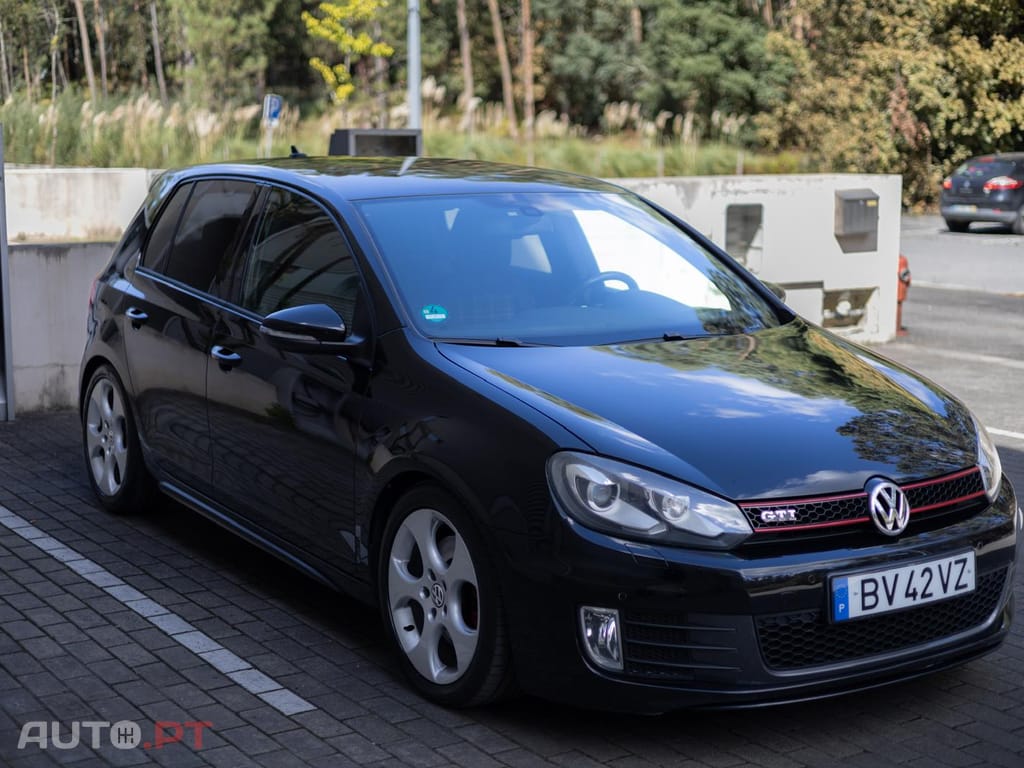 Volkswagen Golf 2.0 GTI DSG