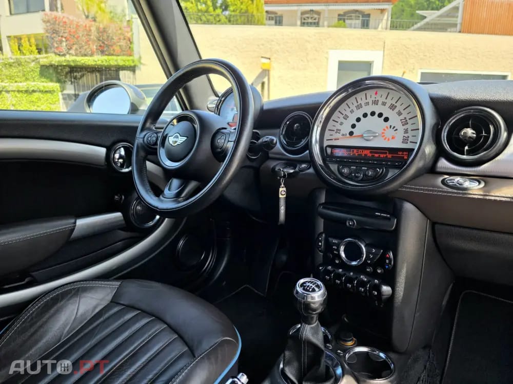 MINI Cabrio Cooper D