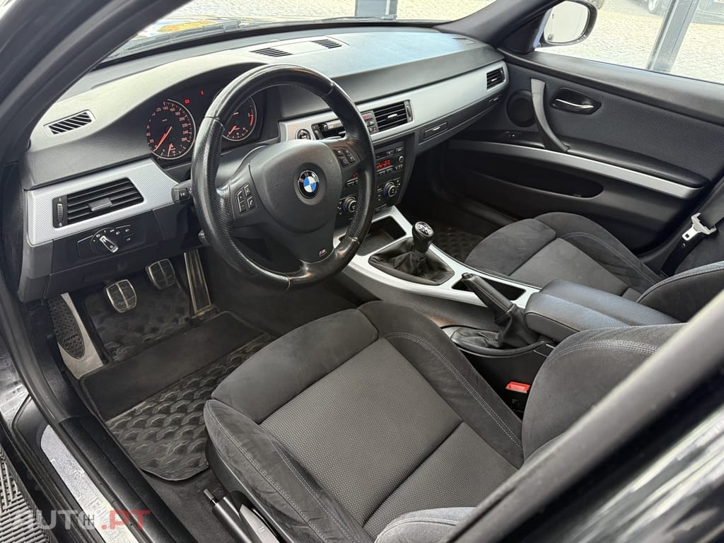 BMW 318 d Touring Pack M