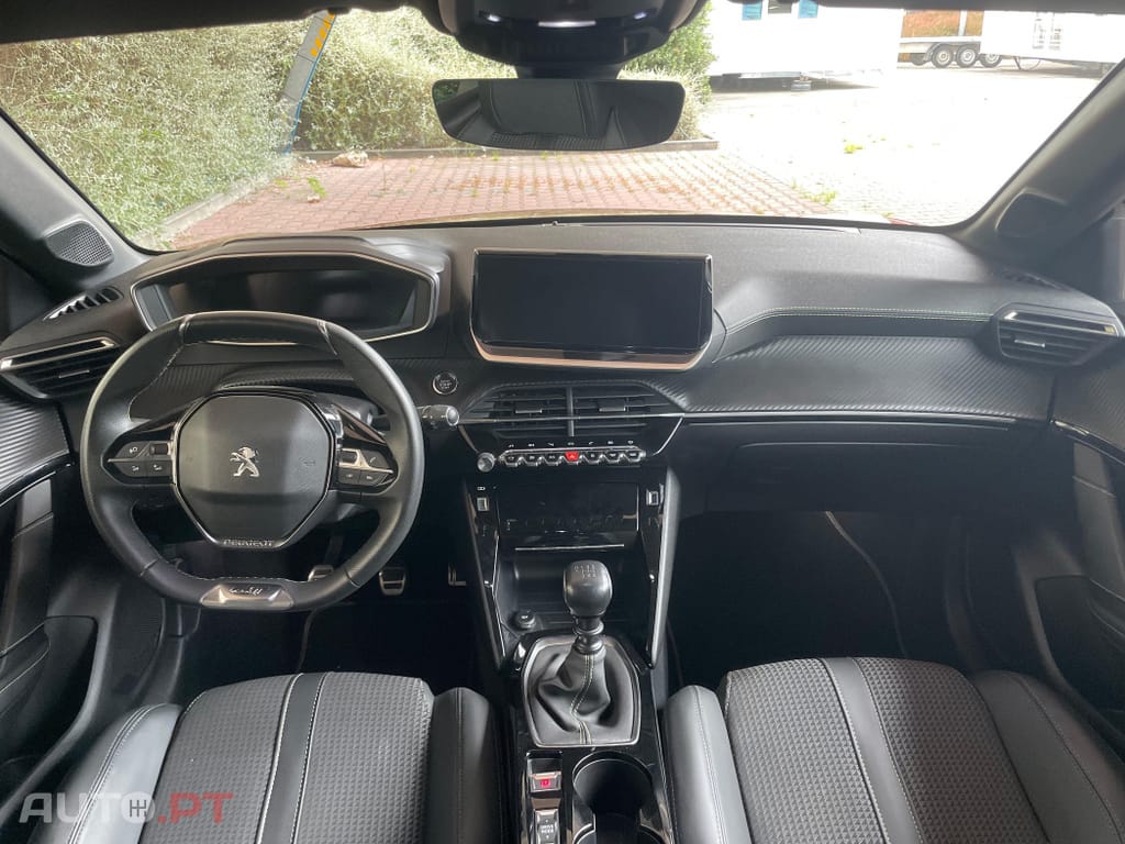 Peugeot 208 1.2 PureTech GT