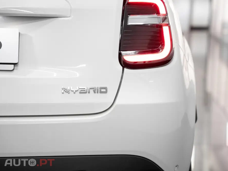 Fiat 600 1.2 Hybrid La Prima