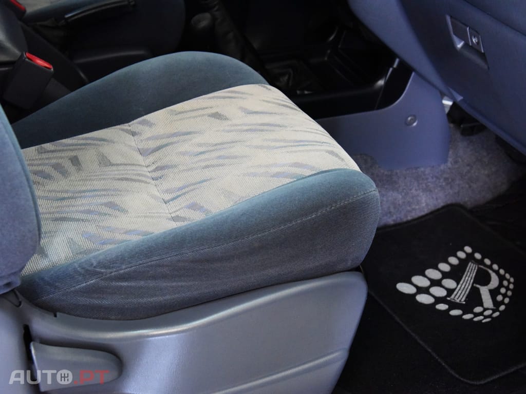 Toyota Land Cruiser 3.0 TD Pack 2