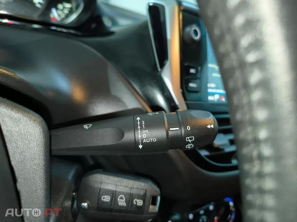 Peugeot 208  Puretech 82 Start Stop Style