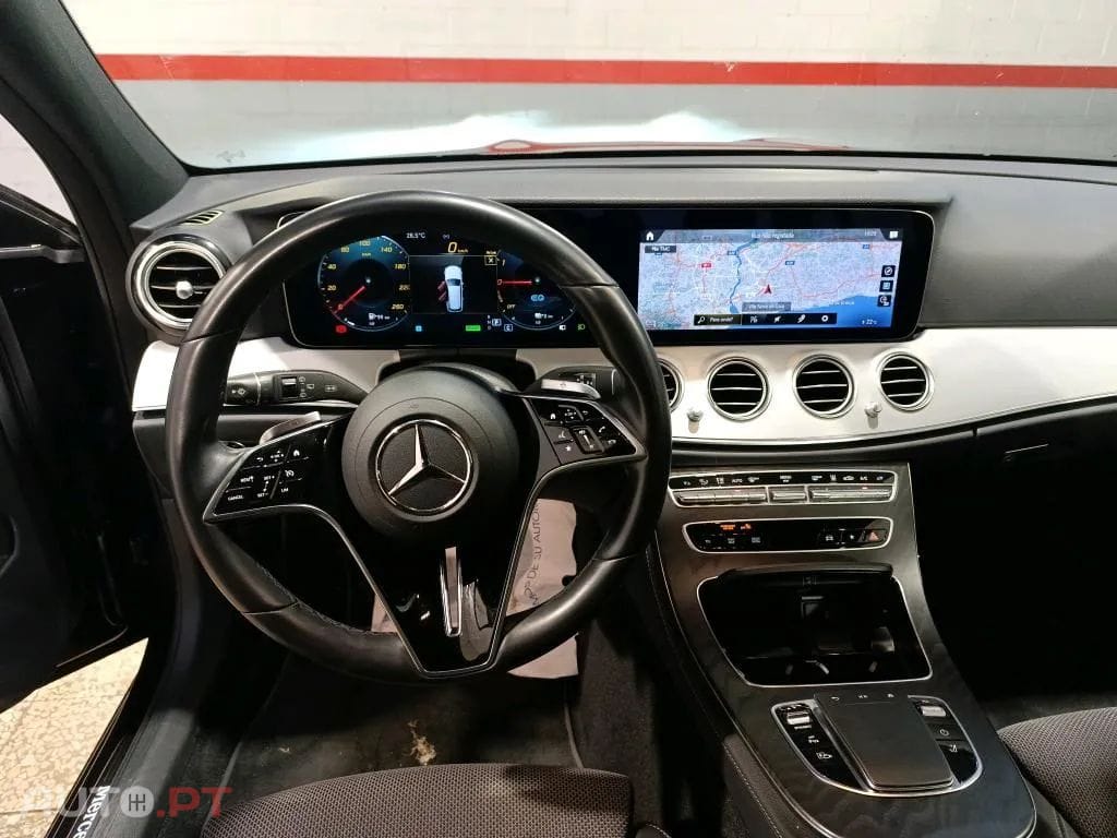 Mercedes-Benz E 300 de Avantgarde