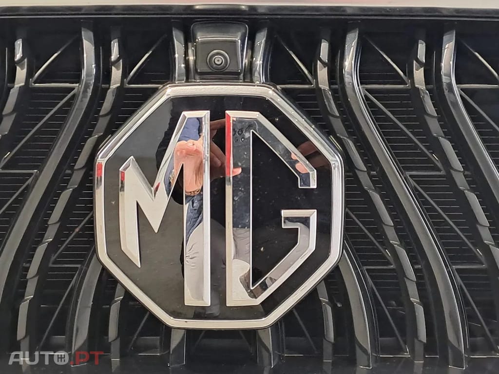MG EHS 1.5 T-GDI Plug-in Hybrid Luxury