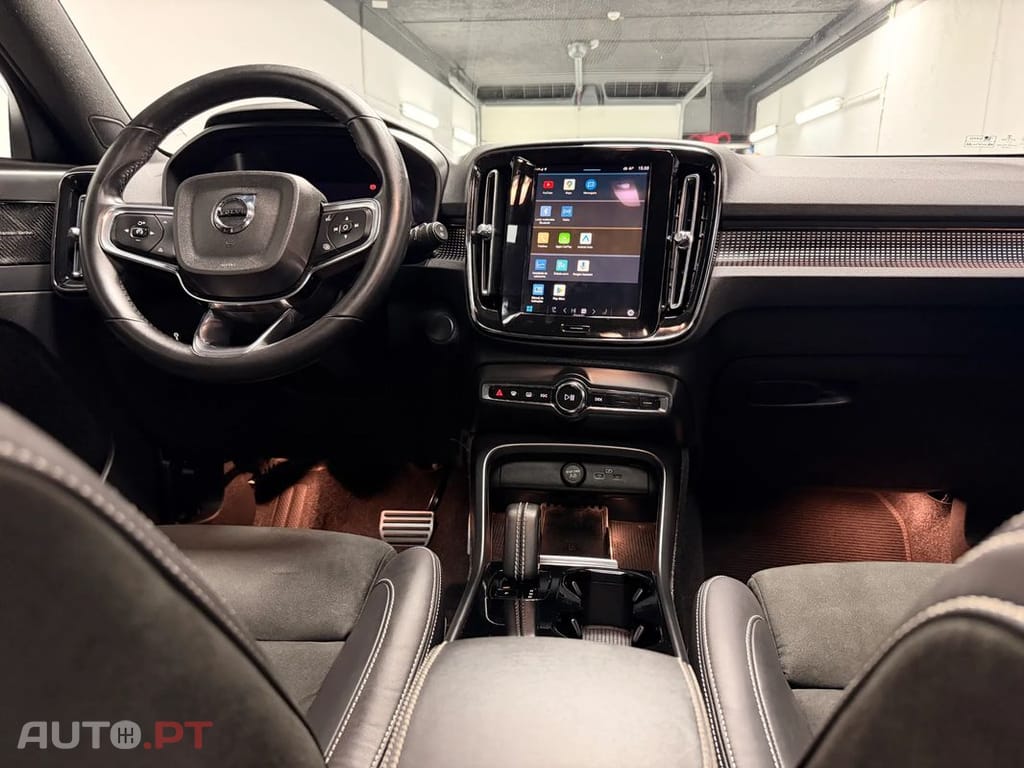 Volvo XC40 P8 AWD Recharge RDesign