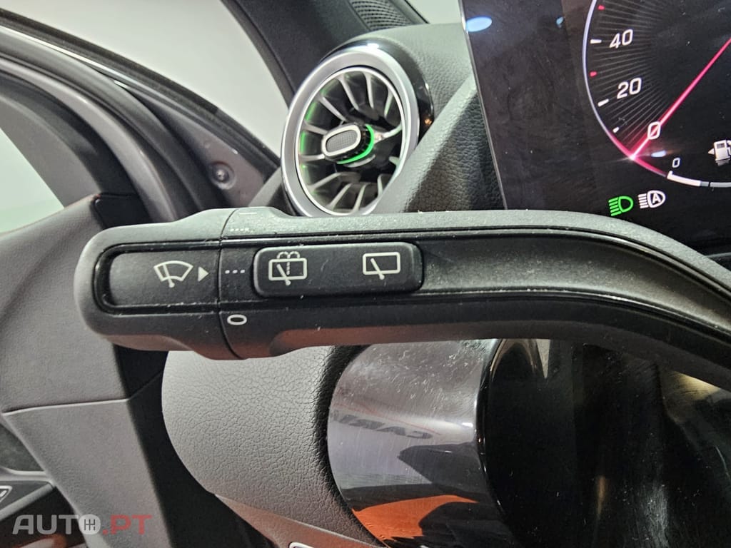 Mercedes-Benz GLA 180 d AMG Line